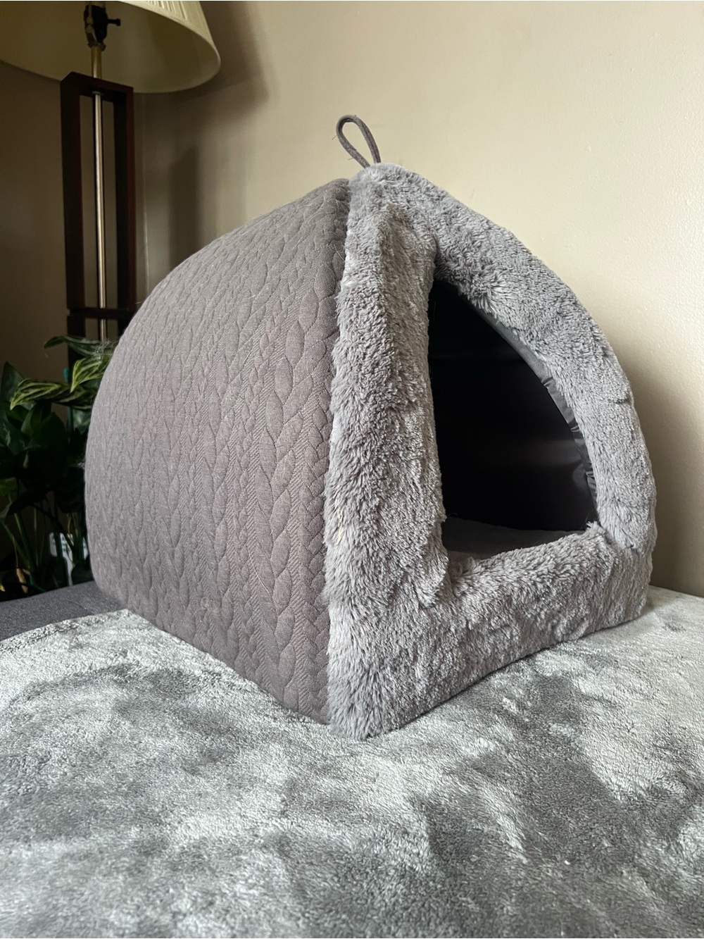 Plush Gray Small Pet Cave Bed - Cozy Hideaway